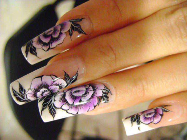 Flower-Nail-Designs-for-Cute-Nails